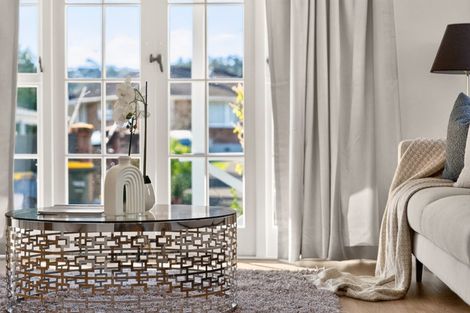 Photo of property in 2/35a Woodglen Road, Glen Eden, Auckland, 0602