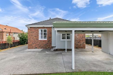 Photo of property in 1/16 Avis Avenue, Papatoetoe, Auckland, 2025