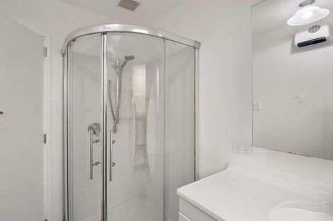 Photo of property in 2/161 Beach Road, North New Brighton, Christchurch, 8083