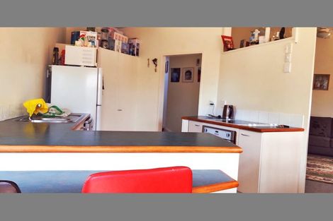 Photo of property in 1 Gala Place, Henderson, Auckland, 0612