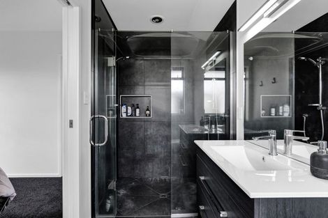 Photo of property in 15 Waitaha Place, Bell Block, New Plymouth, 4312