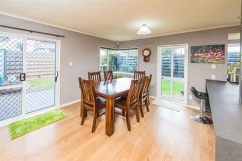 Photo of property in 6 Hampton Place, Springvale, Whanganui, 4501