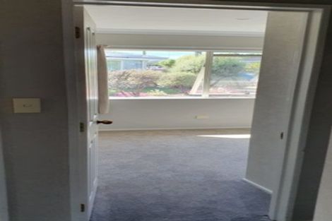 Photo of property in 1/2 Doment Crescent, Orewa, 0931