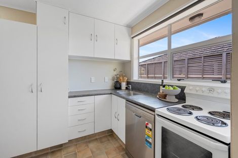 Photo of property in 14 Warwick Crescent, Taradale, Napier, 4112