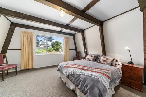 Photo of property in 56 Tutere Street, Waikanae Beach, Waikanae, 5036