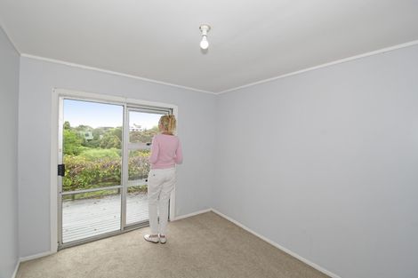 Photo of property in 37 Totara Road, Leigh, 0985