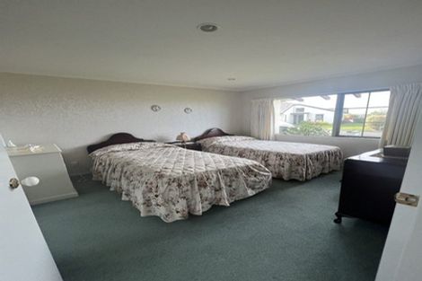 Photo of property in 5 Lakeridge Close, Rangatira Park, Taupo, 3330