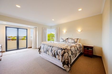 Photo of property in 41 Hetley Crescent, Taradale, Napier, 4112