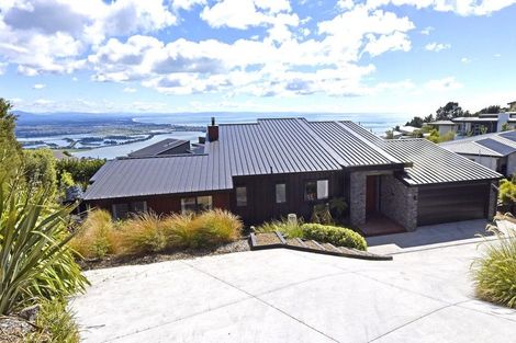 Photo of property in 3 Stoneyridge Close, Mount Pleasant, Christchurch, 8081