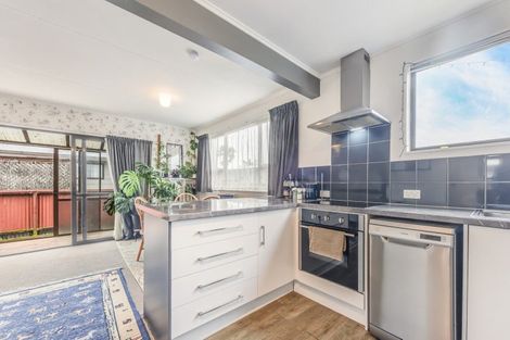 Photo of property in 2/5 Roto Street, Tahunanui, Nelson, 7011