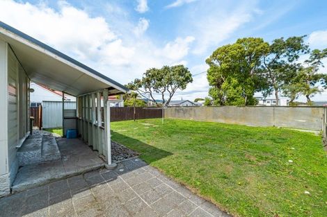 Photo of property in 8 Roxburgh Grove, Petone, Lower Hutt, 5012