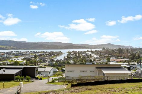 Photo of property in 32 Panorama Parade, Pauanui, Hikuai, 3579
