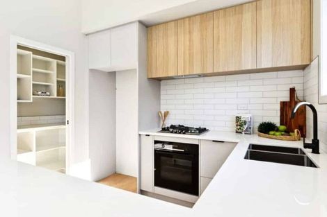 Photo of property in 16 Tangaroa Street, Cambridge, 3434