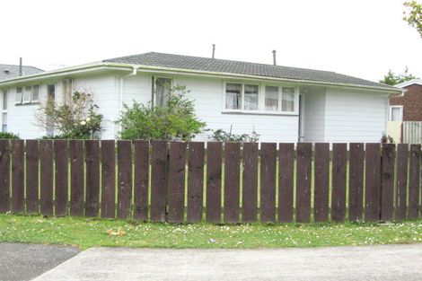 Photo of property in 1 Pito Place, Mangere, Auckland, 2022