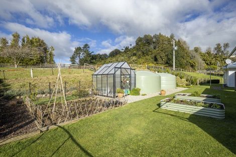 Photo of property in 369 Tariki Road, Ratapiko, 4390