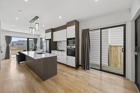 Photo of property in 46 Parahau Road, Papakura, 2110