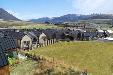 Photo of property in 5 Falconer Rise, Jacks Point, Queenstown, 9371