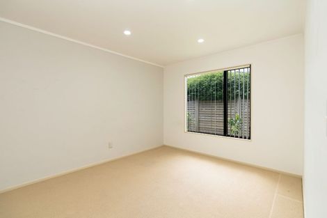 Photo of property in 1 Corfe Castle Lane, Levin, 5510