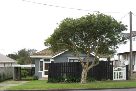 Photo of property in 59 Fitzroy Road, Fitzroy, New Plymouth, 4312