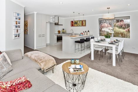 Photo of property in 4 Mcneish Place, Pokeno, 2402