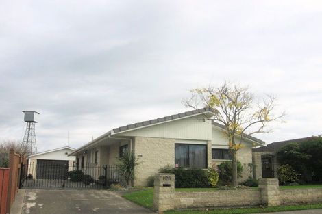 Photo of property in 108 Amberley Avenue, Highbury, Palmerston North, 4412