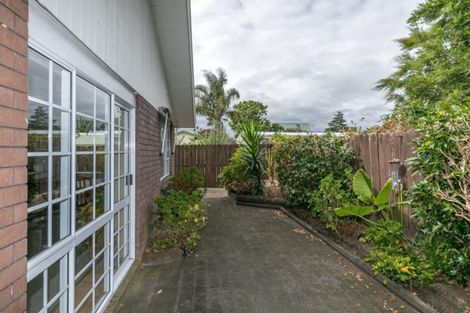 Photo of property in 19a Sandwich Road, St Andrews, Hamilton, 3200