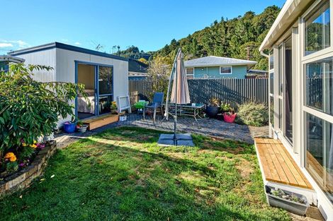 Photo of property in 87b Ward Street, Wallaceville, Upper Hutt, 5018