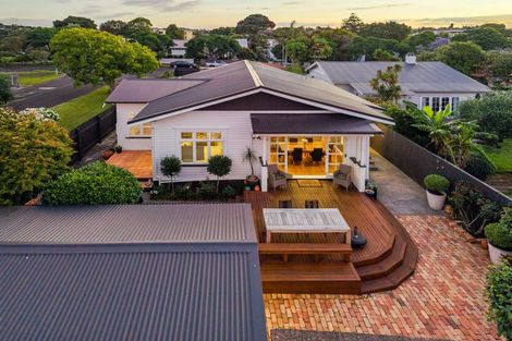 Photo of property in 28 Calgary Street, Sandringham, Auckland, 1041