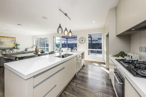 Photo of property in 18 Paso Fino Crescent, Karaka, Papakura, 2113