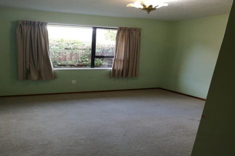 Photo of property in 59 Apsley Drive, Avonhead, Christchurch, 8042