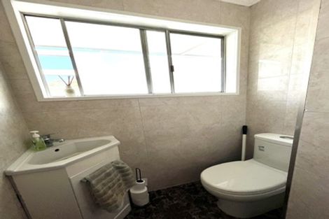 Photo of property in 71 Chartwell Avenue, Glenfield, Auckland, 0629