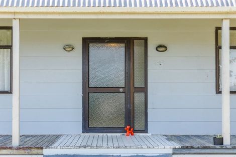 Photo of property in 95 Queen Street, Westport, 7825