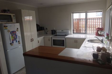 Photo of property in 4/49 Sackville Street, Fitzroy, New Plymouth, 4312