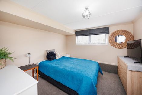 Photo of property in 10 Nairn Crescent, Awapuni, Palmerston North, 4412