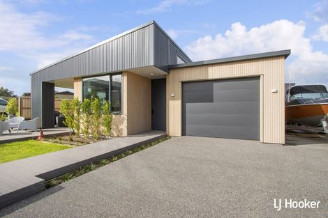 Photo of property in 6 Beau Lane, Waihi Beach, 3611