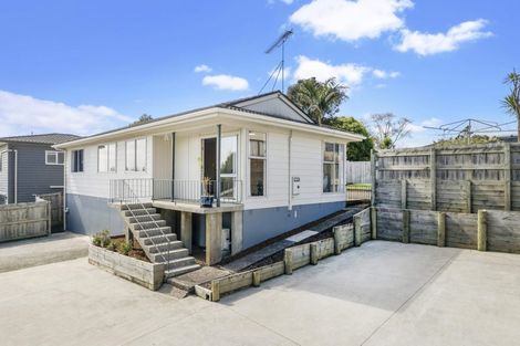 Photo of property in 20 Virgo Place, Glen Eden, Auckland, 0602