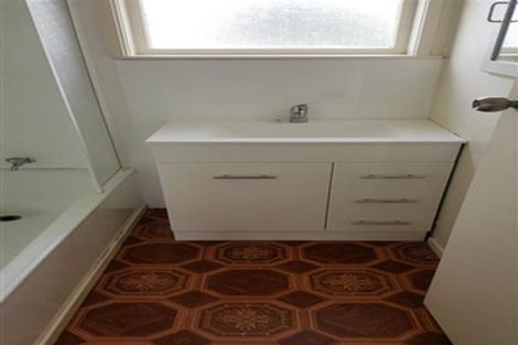 Photo of property in 27 President Avenue, Papakura, 2110