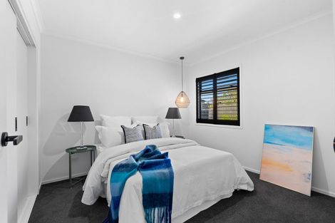 Photo of property in 27a Lillian Place, Orewa, 0931