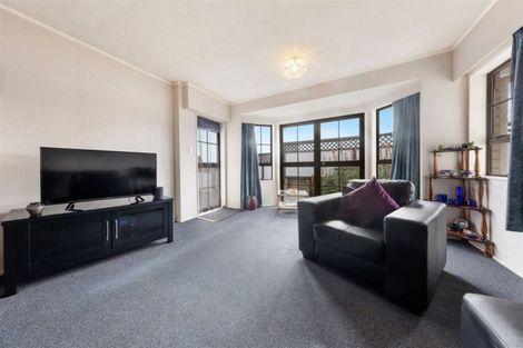 Photo of property in 9b Victoria Avenue, Waiuku, 2123