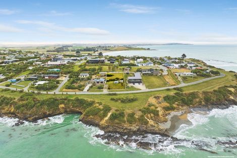 Photo of property in 44 Harbour Terrace, Kakanui, Oamaru, 9495