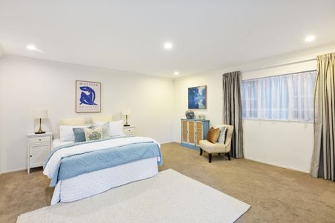 Photo of property in 14 Belleaire Court, West Harbour, Auckland, 0618