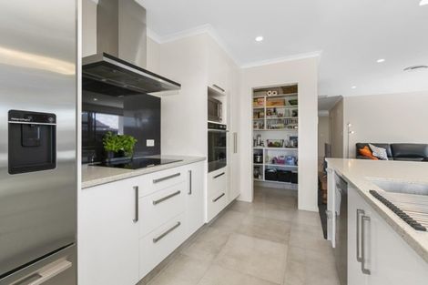 Photo of property in 52 Drabble Crescent, Papamoa Beach, Papamoa, 3118