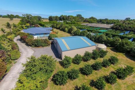 Photo of property in 14 Mountain Road, Sentry Hill, New Plymouth, 4373