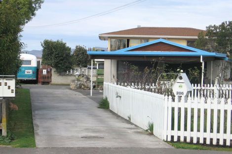 Photo of property in 208 Caroline Place, Mayfair, Hastings, 4122