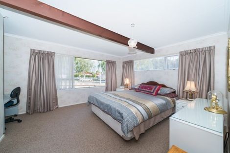 Photo of property in 26 Humphries Place, Awapuni, Palmerston North, 4412