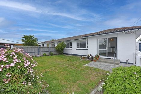 Photo of property in 1/69 Shortland Street, Wainoni, Christchurch, 8061