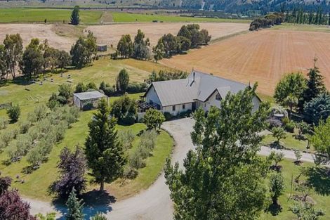 Photo of property in 1153 Wanaka-luggate Highway, Luggate, Wanaka, 9382