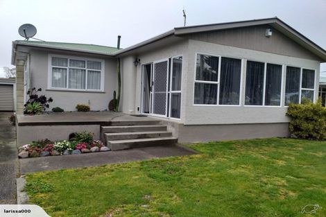 Photo of property in 32 Burton Avenue, Whanganui East, Whanganui, 4500