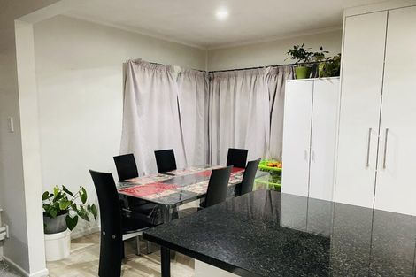 Photo of property in 37 Hallberry Road, Mangere East, Auckland, 2024