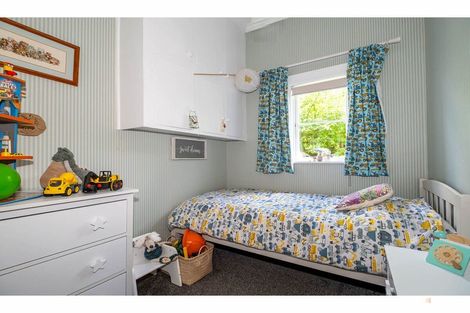 Photo of property in 22 Mckenzie Street, Geraldine, 7930